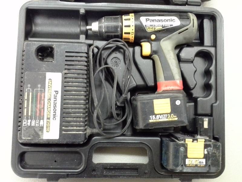 lot 28 image: Panasonic EY6432 Cordless Drill (1)