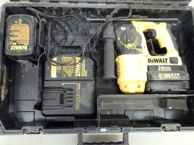 lot 37 image: DeWalt DC223 24V SDS Hammer (1)