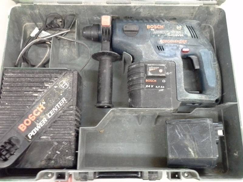 lot 38 image: Bosch 11225VSR Hammer Drill (1)