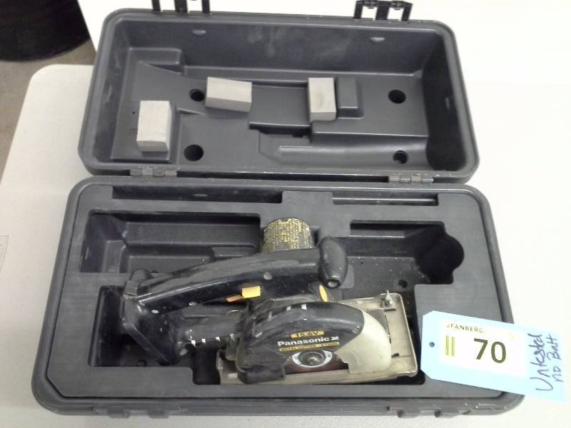 lot 70 image: Panasonic EY3530 Metal Cutter (1)