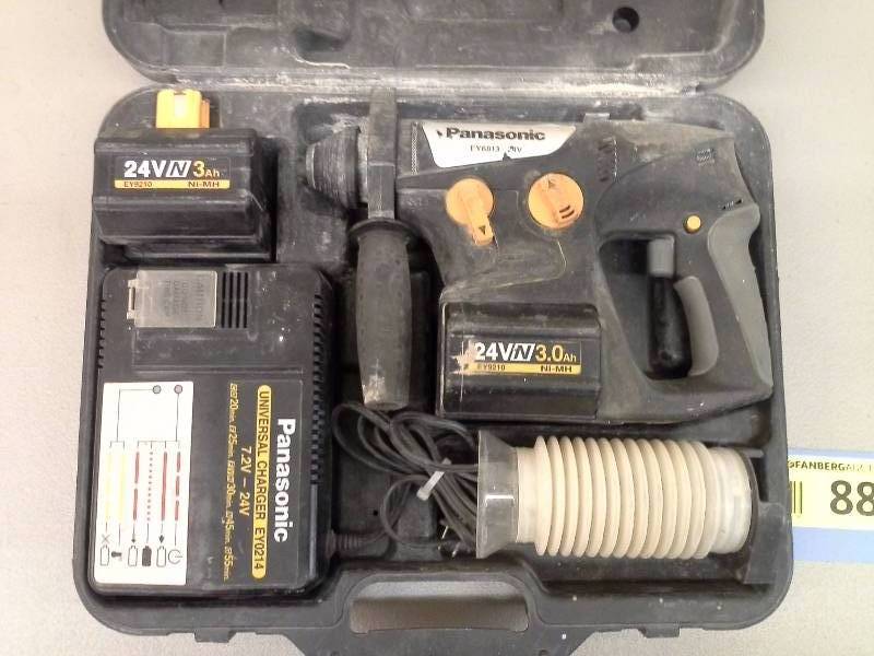 lot 88 image: Panasonic EY6813 Drill (1)