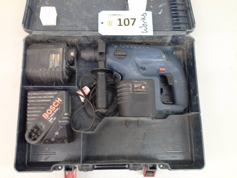 lot 107 image: Bosch 0611225739 VSR Hammer Drill (1)