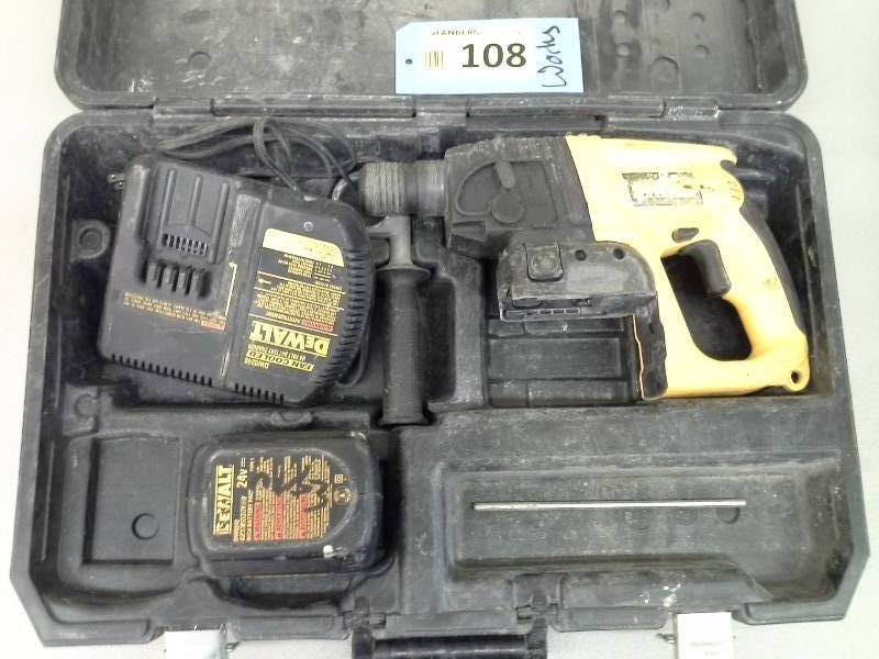 lot 108 image: DeWalt DW005 SDS Rotary Hammer (1)