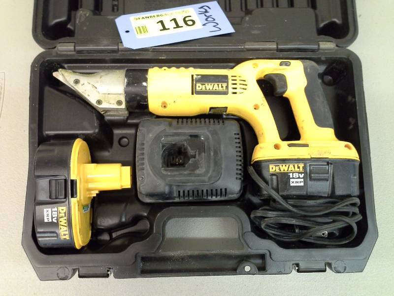 lot 116 image: DeWalt DC490 Cordless Swivel-Head Shear (1)