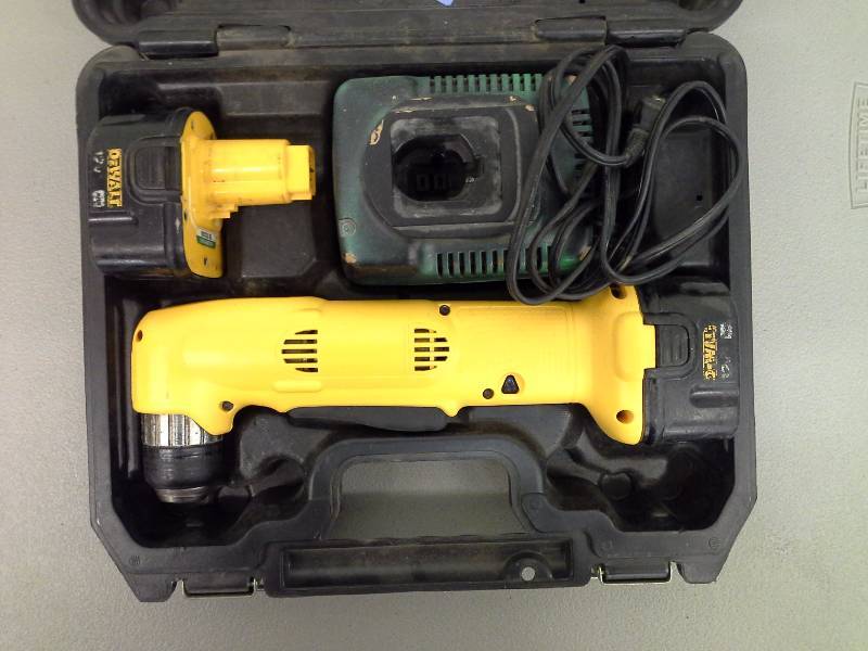 lot 123 image: DeWalt Right-Angle Drill (1)