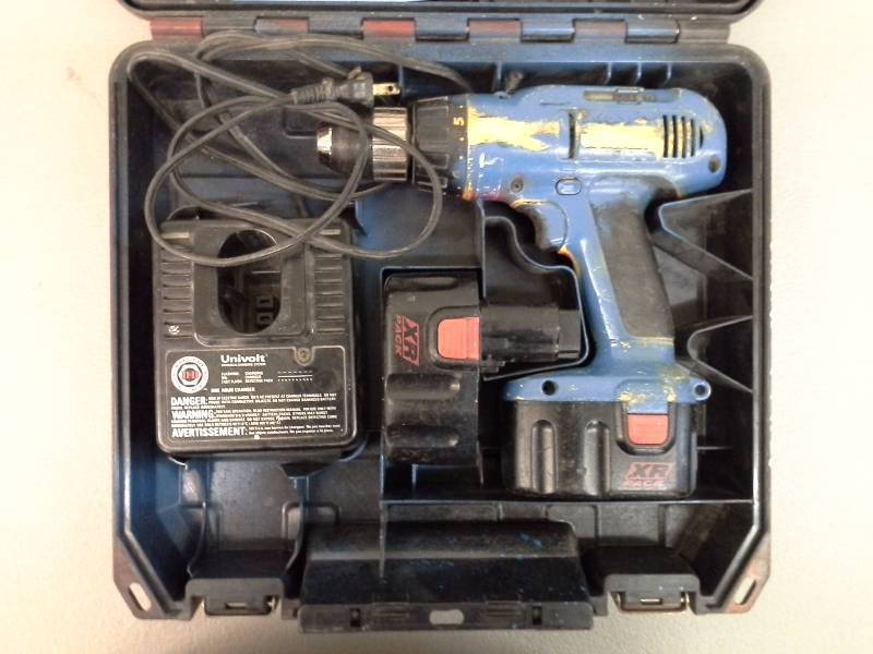 lot 137 image: DeWalt DW991 Drill (1)