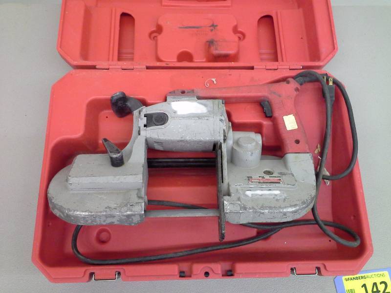 lot 142 image: Milwaukee Heavy Duty Bandsaw (1)