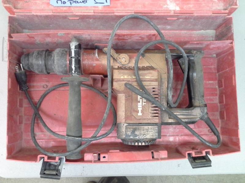 lot 158 image: Hilti TE75 Hammer Drill (1) NO POWER