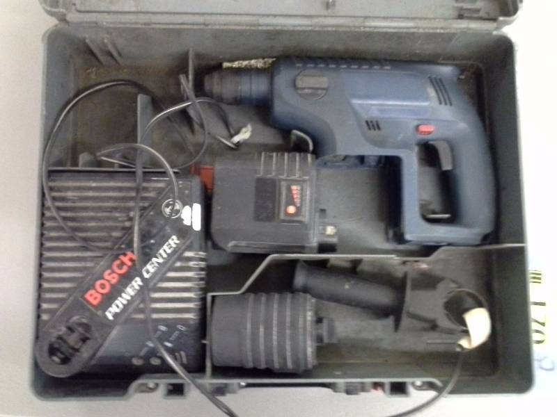 lot 170 image: Bosch 0611225739 VSR Hammer Drill (1)