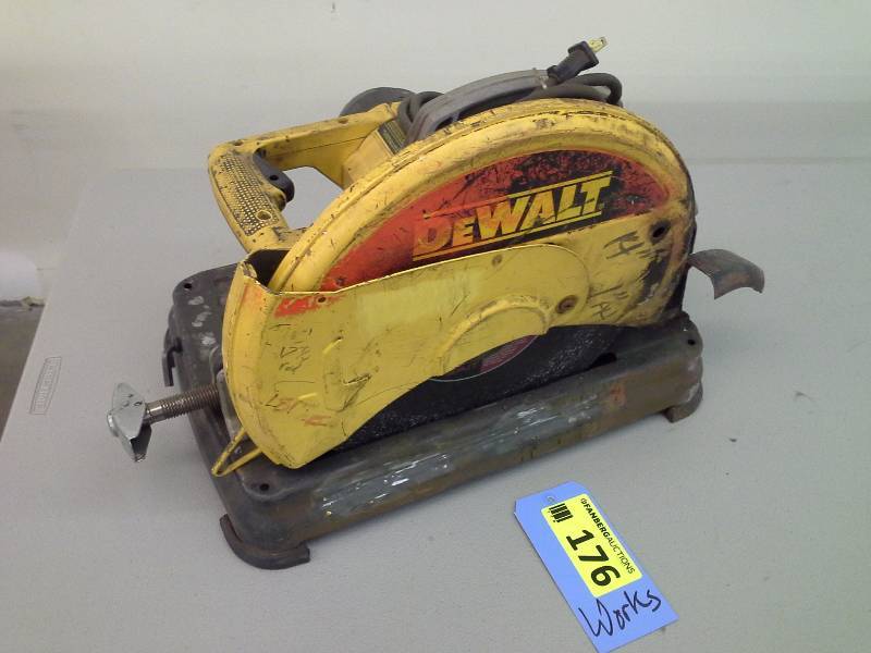 lot 176 image: DeWalt DW871 14 ChopSaw (1)