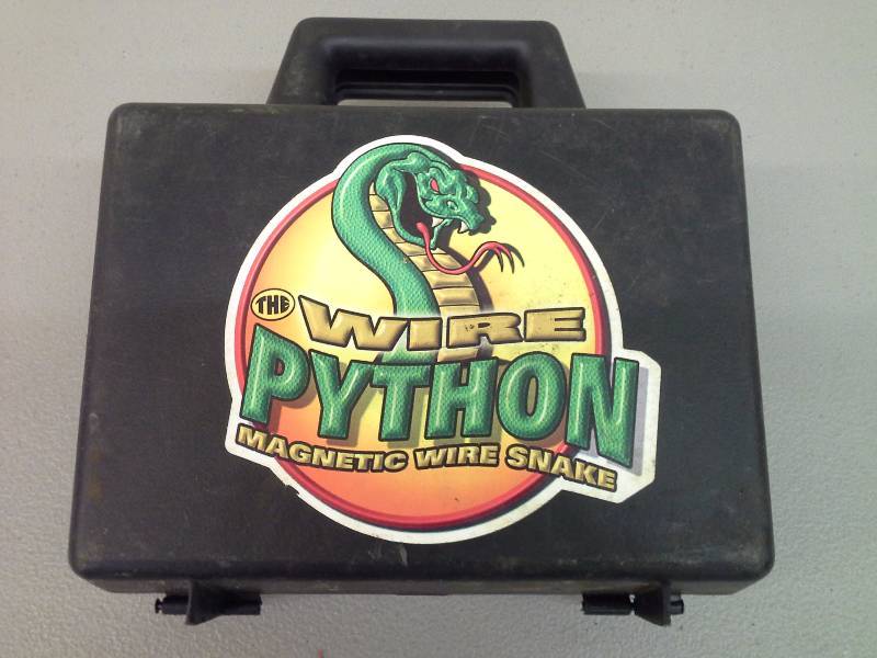 lot 177 image: Wire Python (1)