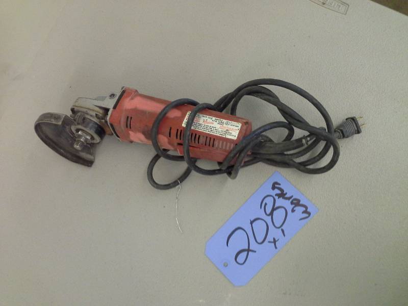 lot 208 image: Milwaukee Heavy-Duty Sander-Grinder (1)
