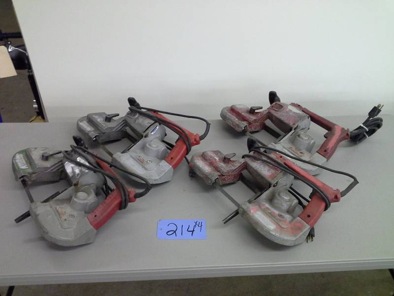 lot 214 image: Milwaukee Heavy Duty Bandsaw (4)