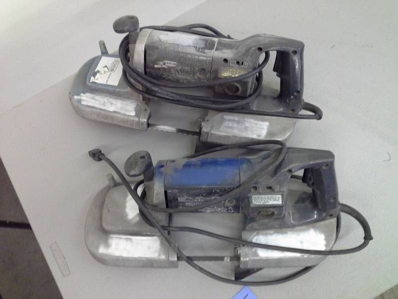 lot 215 image: Black & Decker Heavy Duty Bandsaw (2)