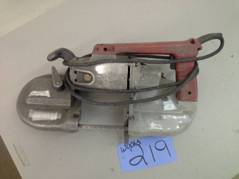 lot 219 image: Milwaukee Heavy Duty Bandsaw (1)