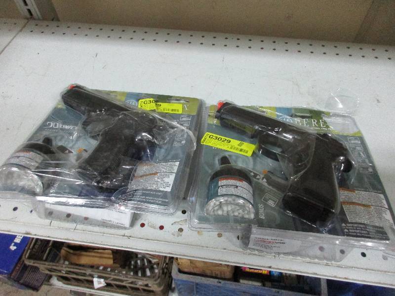 2 air soft pistols