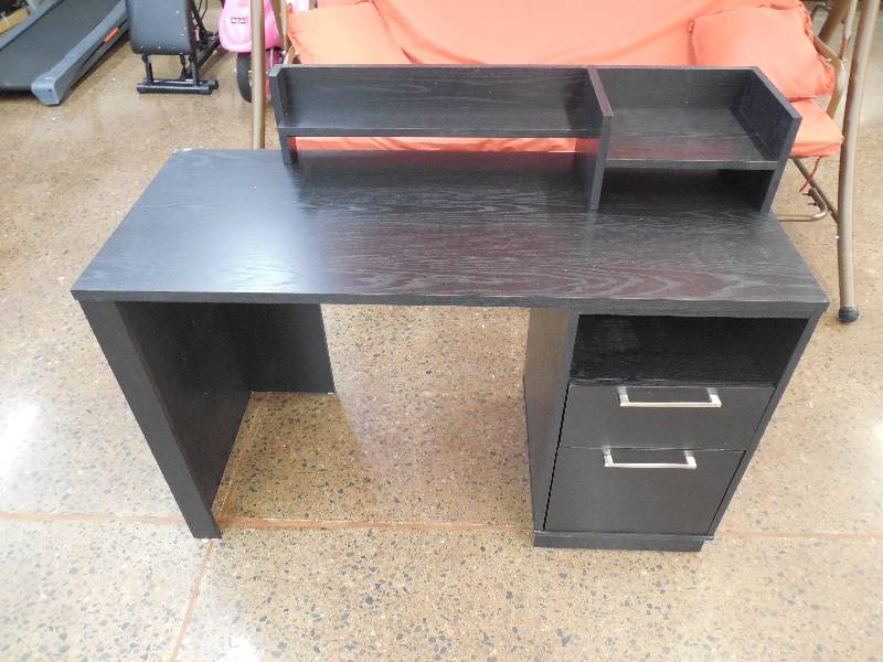 lot 12 image: South Shore Desk
