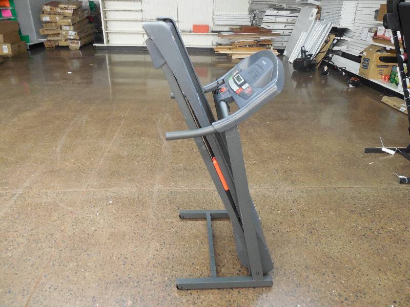 lot 22 image: Weslo Cadence G 5.9 Treadmill
