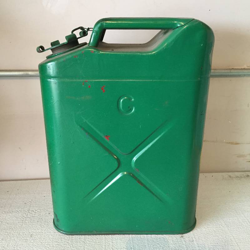 ANTIQUE JOHN DEERE METAL FUEL CONTAINER