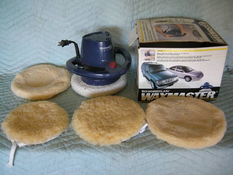lot 13 image: Waxmaster Buffer