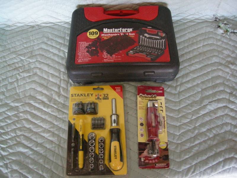 lot 56 image: Tool sets