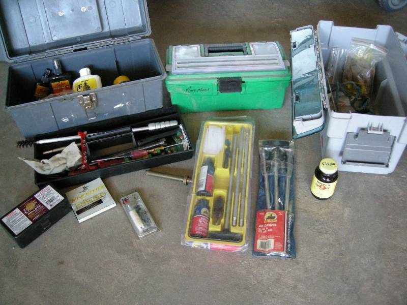 lot 59 image: Black Powder Gun Supplies
