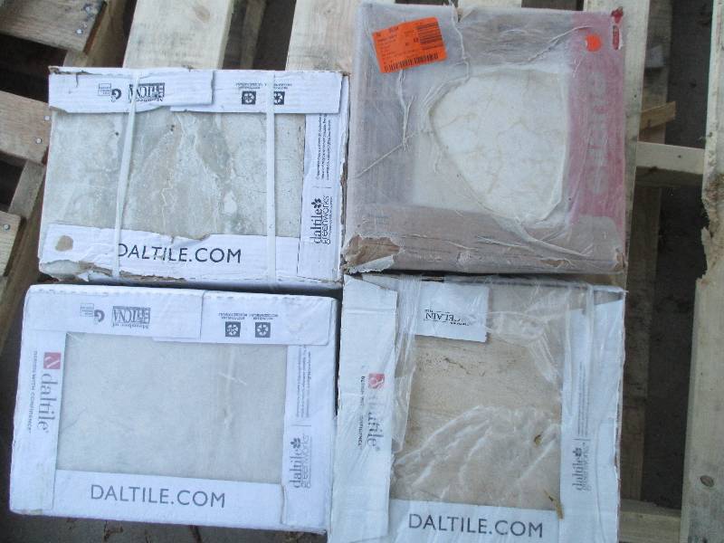 lot 55 image: 4 cases of ceramic tile, some may b...