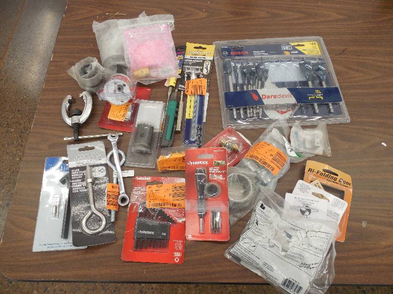 HANDYMAN TOOL LOT