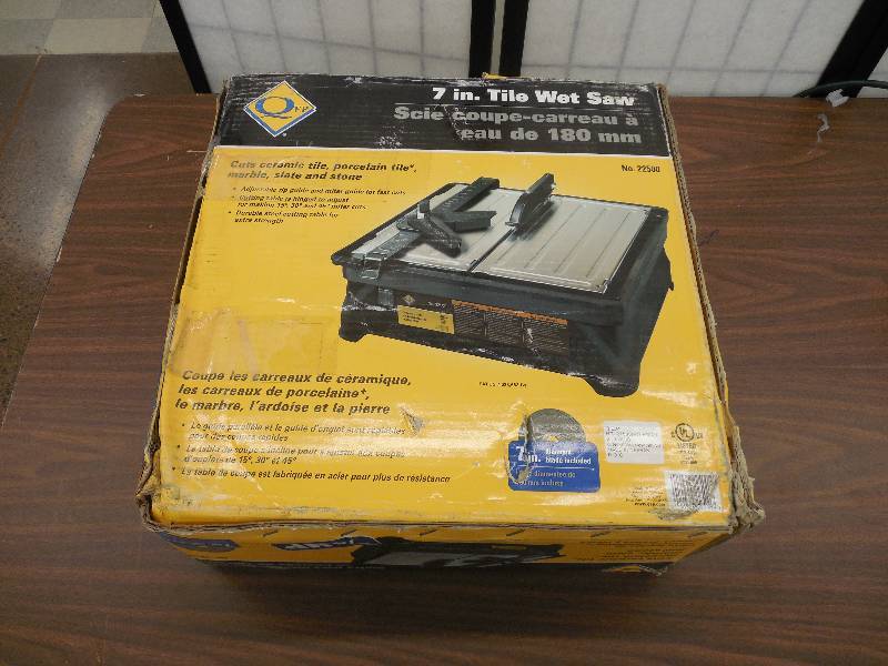 34 HP Wet Tile Saw with 7 in. Diamond Blade