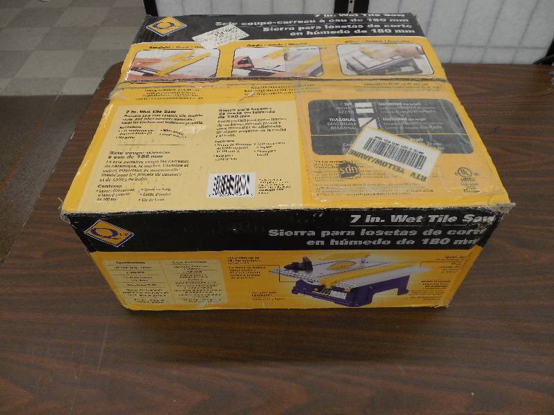 Master Cut 35 HP Wet Tile Saw with 7 in. Diamond Blade for Ceramic Tile