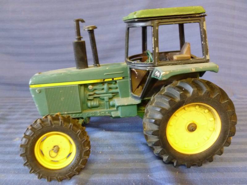 Ertl - John Deere Tractor