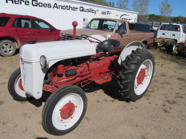 1949 Ford 9N