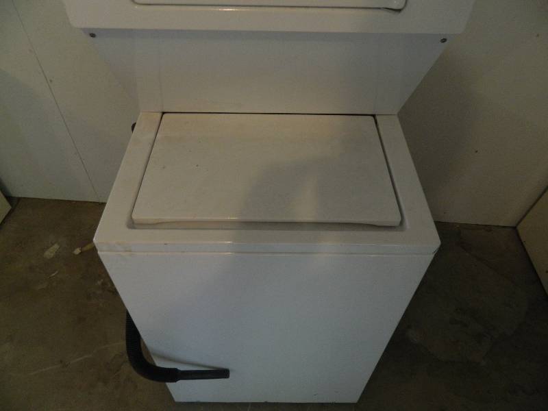 lot 5 image: GE Space maker Stack Washer and Dryer