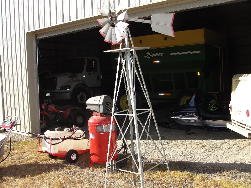 9ft Metal Windmill