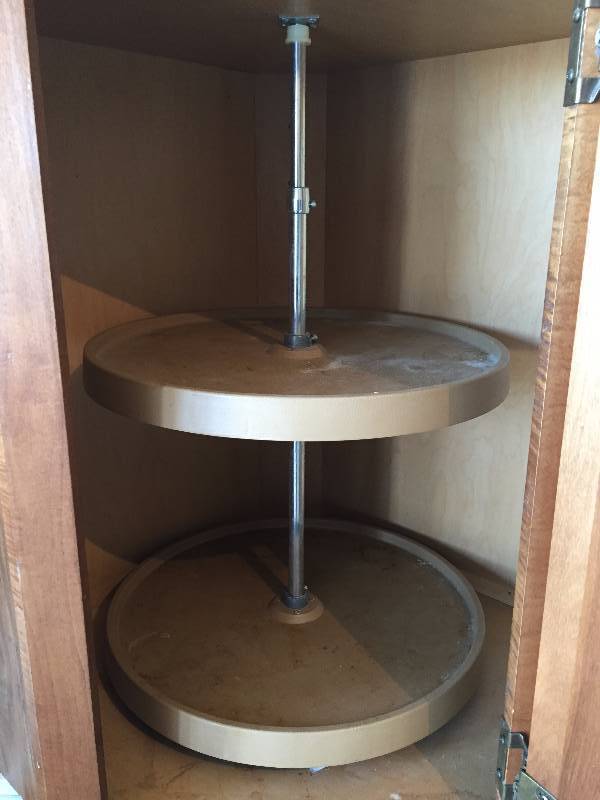 LAZY SUSAN