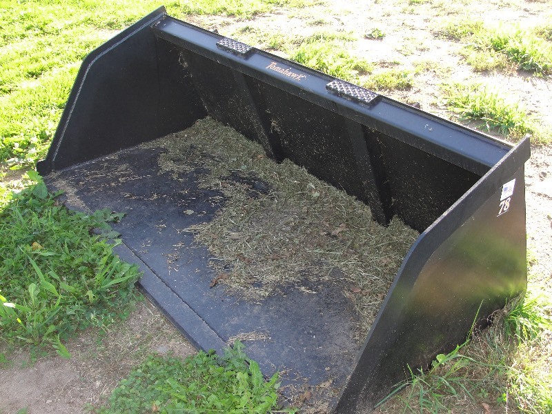 New 78 Tomahawk Snow Bucket