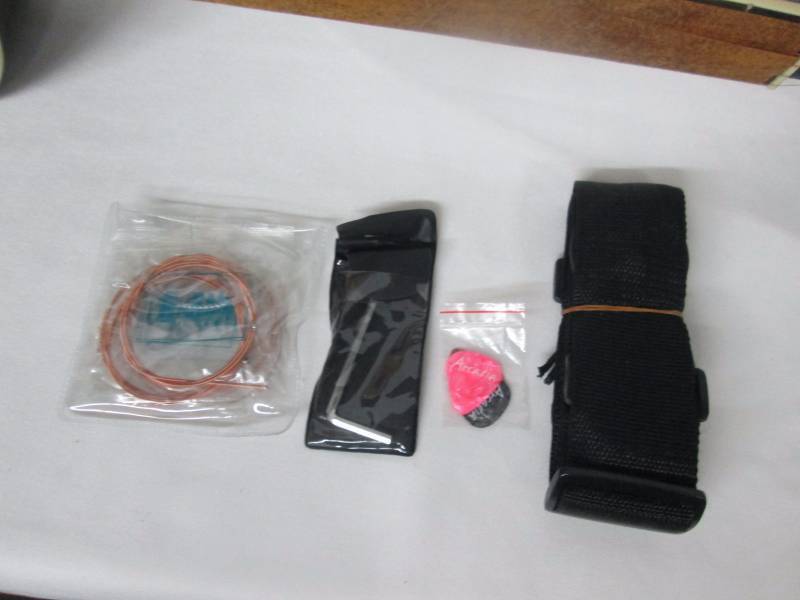 lot 29 image: Arcadia 41 Dreadnought Acoustic Guitar Kit
