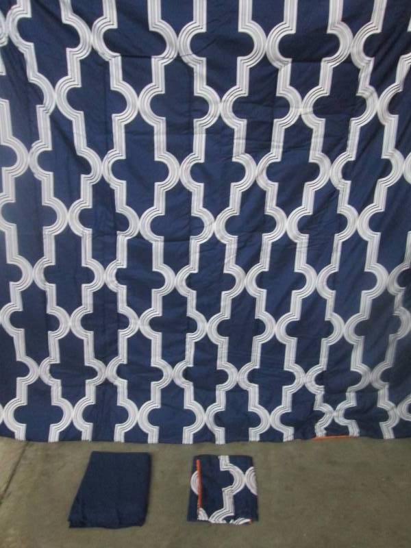 lot 61 image: Alcove Colette Comforter Set - Queen