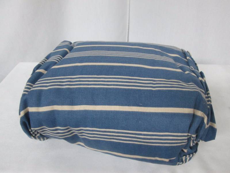 lot 89 image: Sure Fit Grainsack Stripe Sofa Slipcover