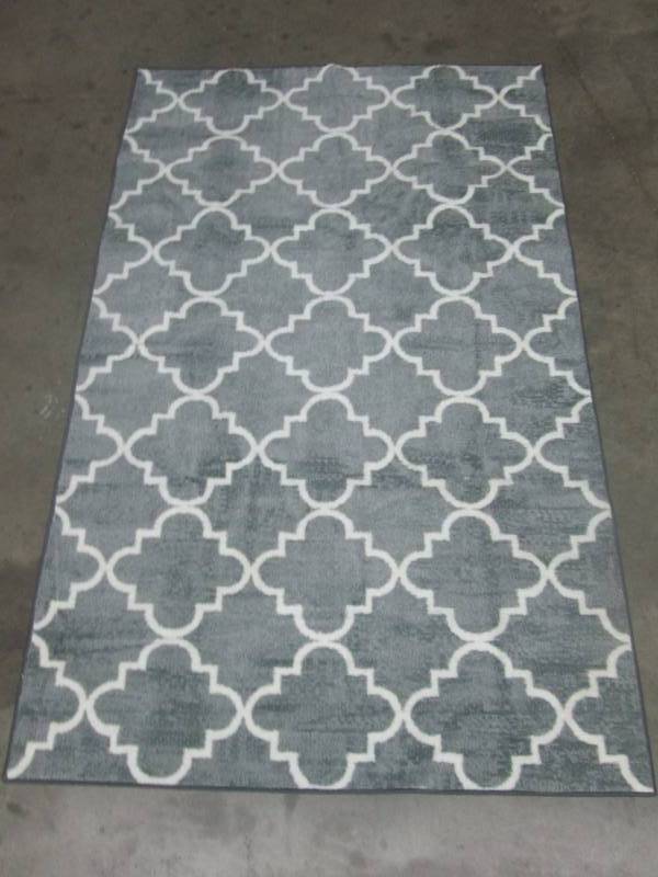 lot 19 image: Mohawk Fancy Trellis Gray Area Rug