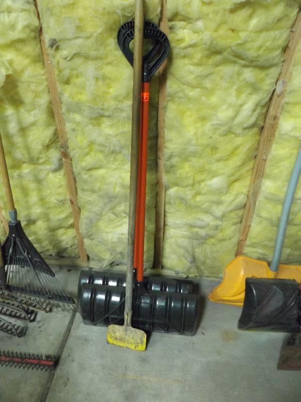 Shovels and Scraper