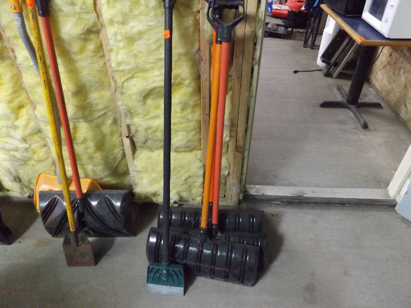 Shovels and Scraper