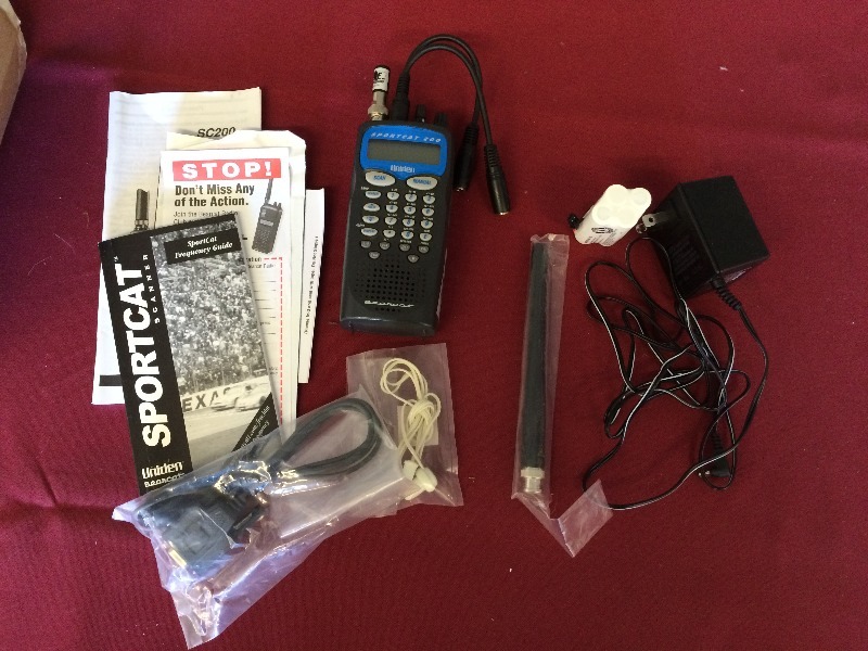 Uniden SC200 Scanner  200 channels, 10 banks   lightly used