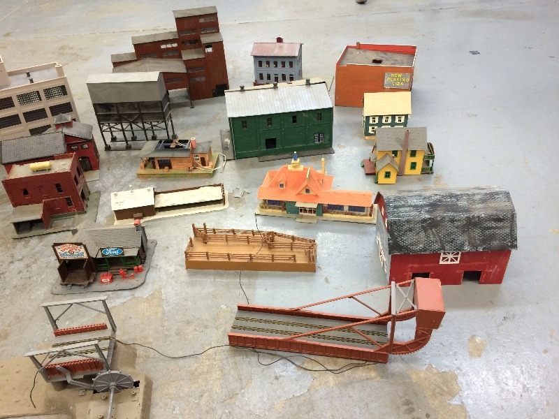 Misc Train Track Accessories  Large Lot