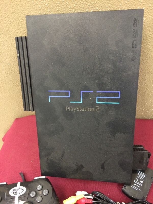 Playstation 2 , electronics  6 DVDs