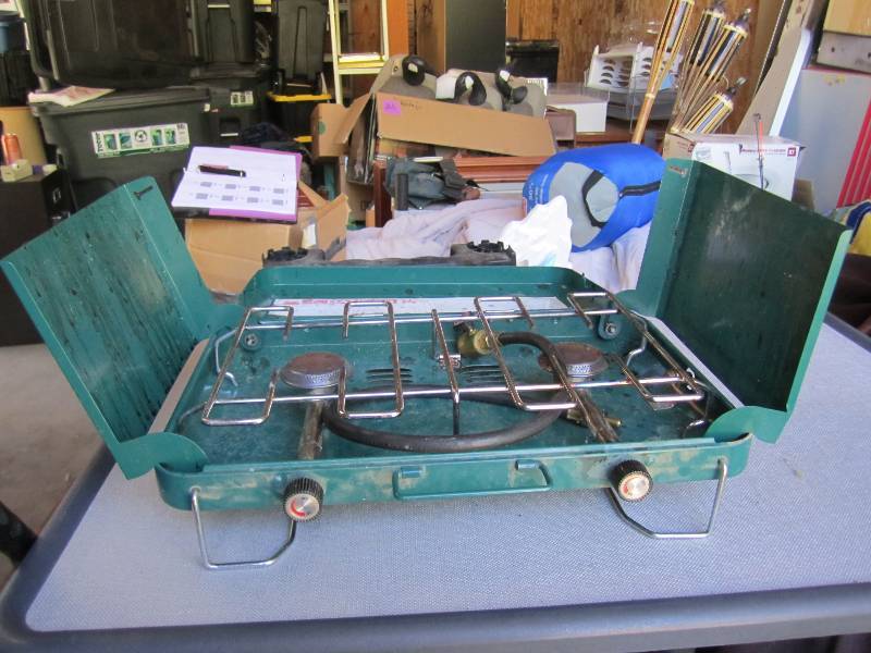 Portable propain camp stove. Excell...