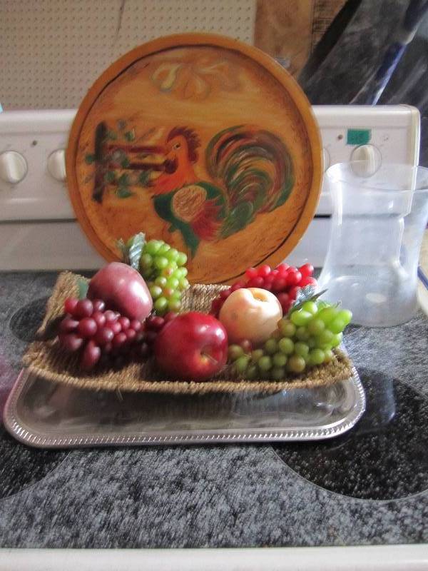 Lot of miscellaneous household deco...