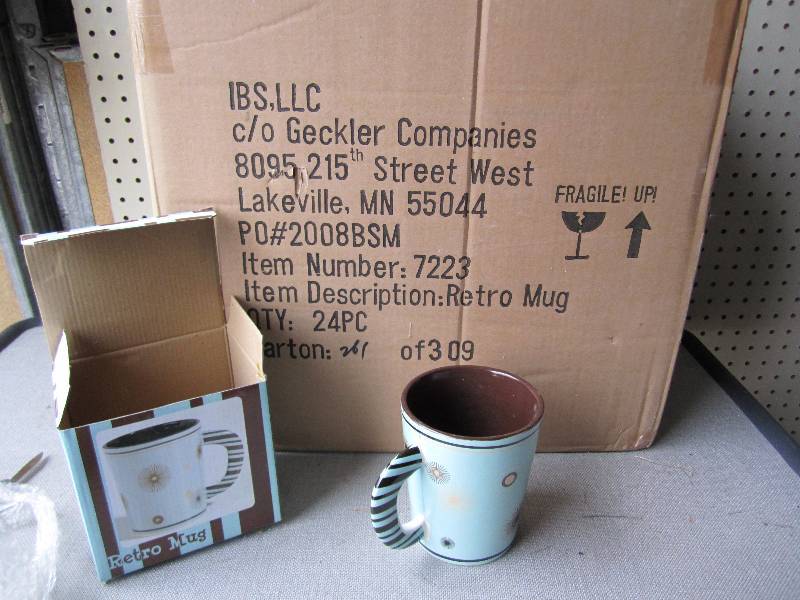 case of 24 brand new Retro Mugs...
