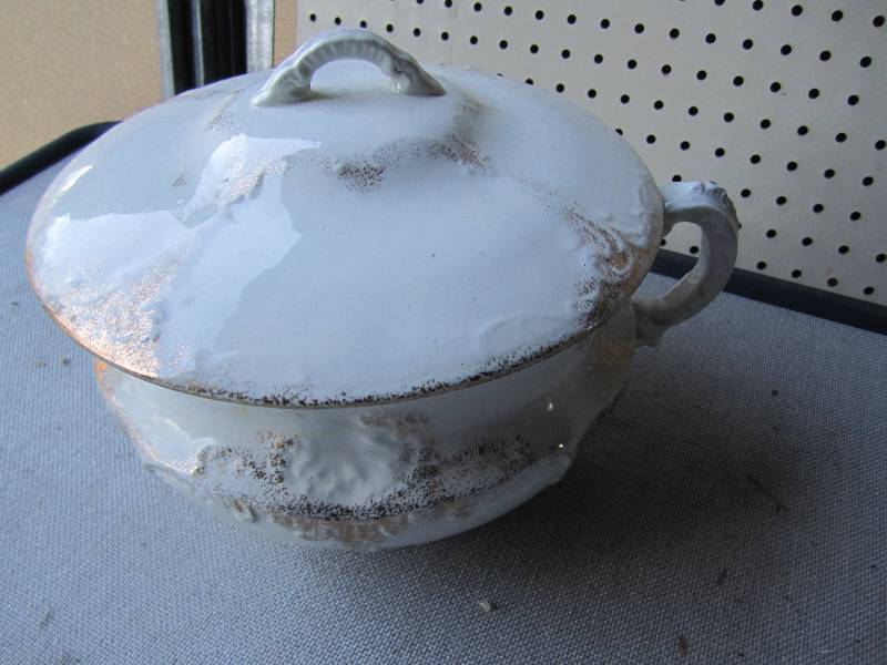 Vintage soup tureen...