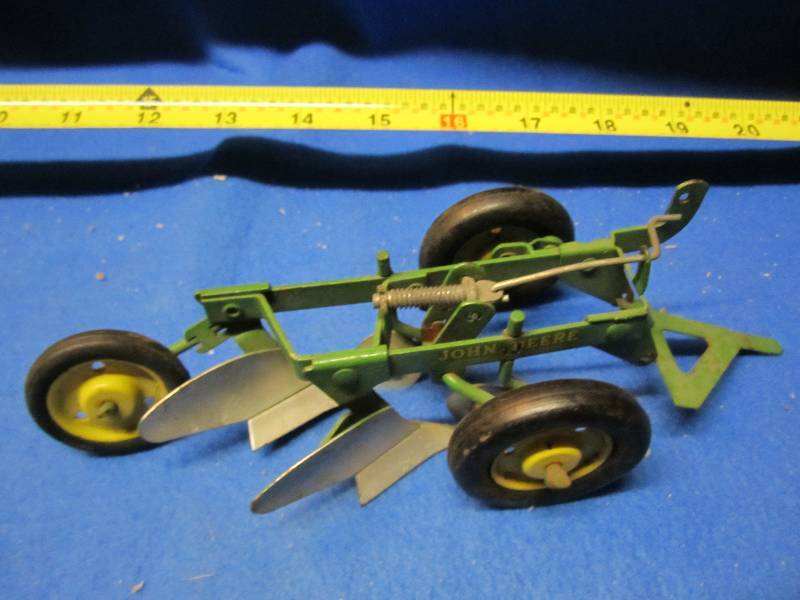 Vintage metal JohnDeere plow...